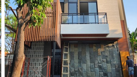 New Private Pool Rumah Citraland Alam Hijau Surabaya Barat Dekat Woodland, Universitas Ciputra, Hokky Buah, Fresh Market Citraland