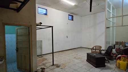 Dijual Rumah di Jalan Dukuh Kupang Timur Surabaya