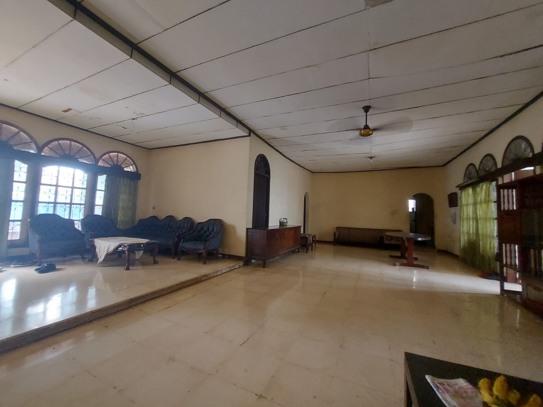 Rumah Siap Huni Lokasi Jakarta Selatan dengan Luas 560 m2 Bangunan 330 m2 SHM