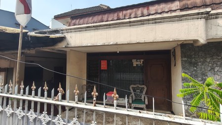 Rumah 2 Lantai Dijual di Jalan Merpati Menteng Dalam Tebet Jaksel