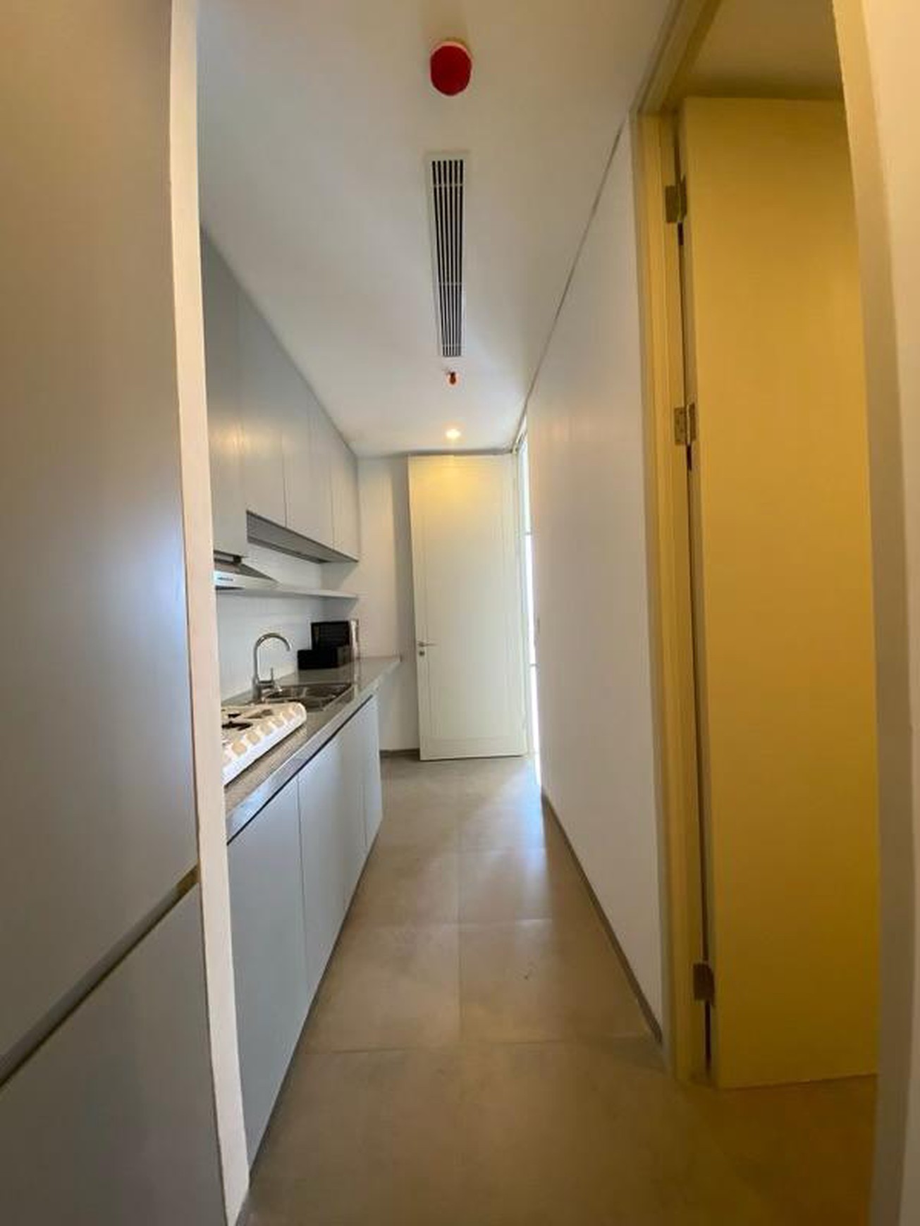 Dijual Cepat! Apartemen Izzara - South Tower, Jakarta Selatan
