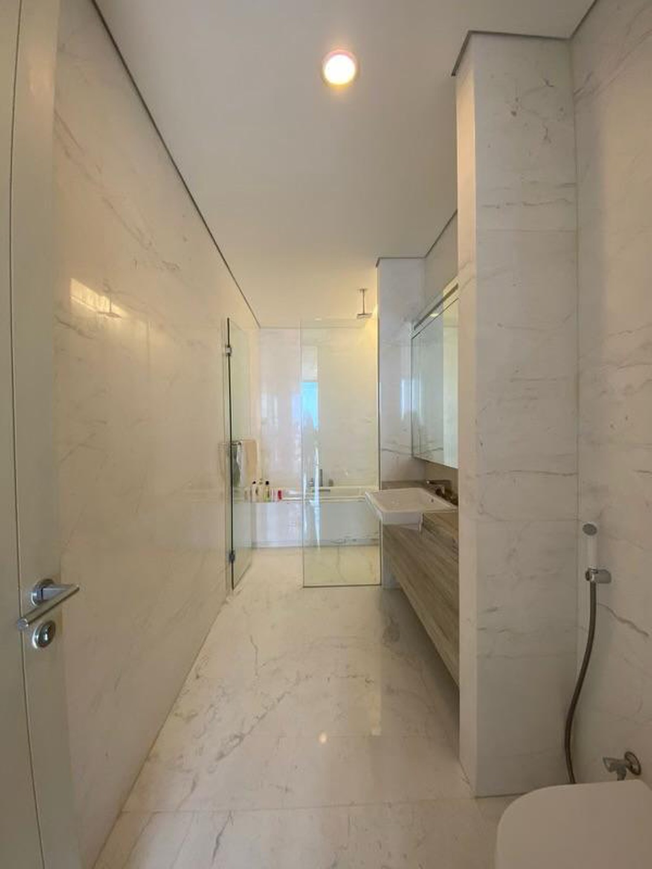 Dijual Cepat! Apartemen Izzara - South Tower, Jakarta Selatan