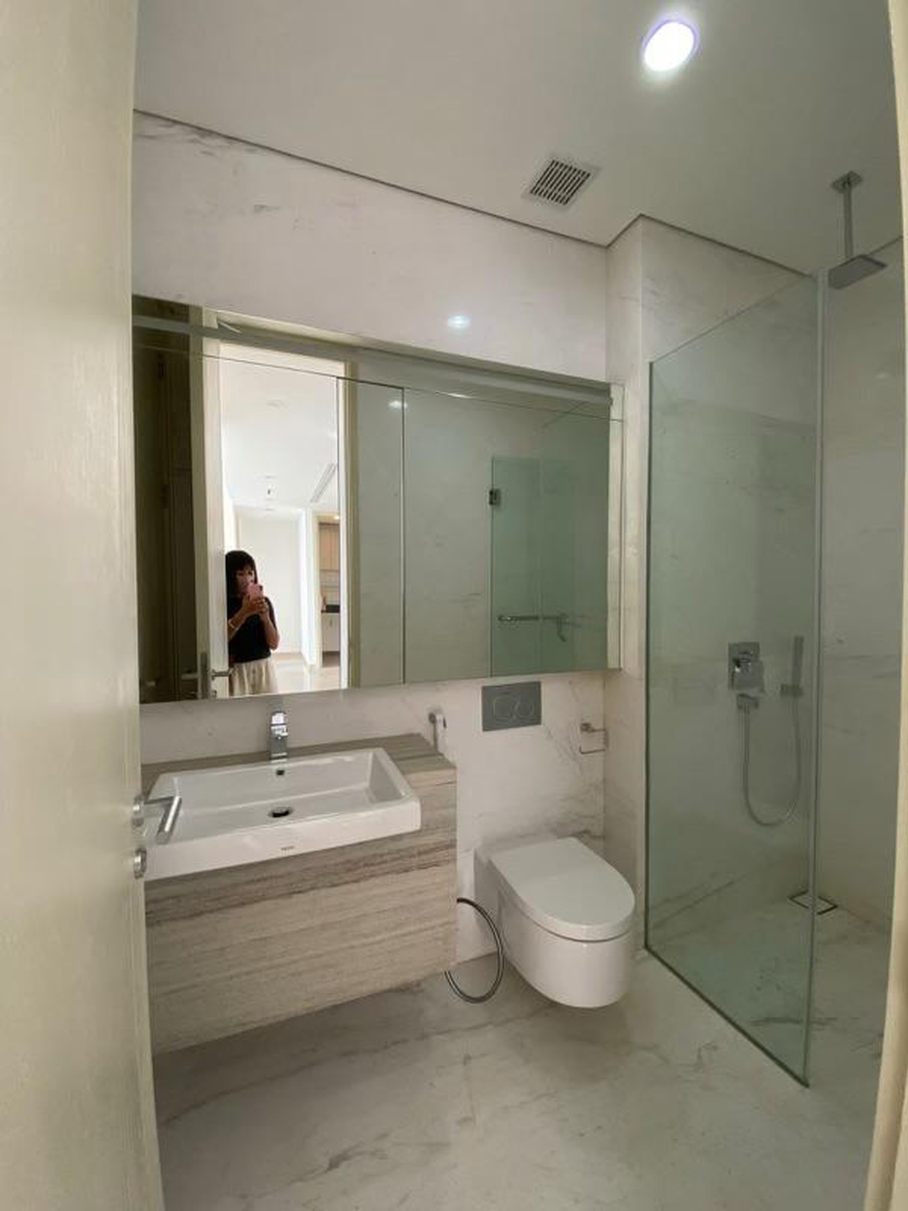 Dijual Cepat! Apartemen Izzara - South Tower, Jakarta Selatan