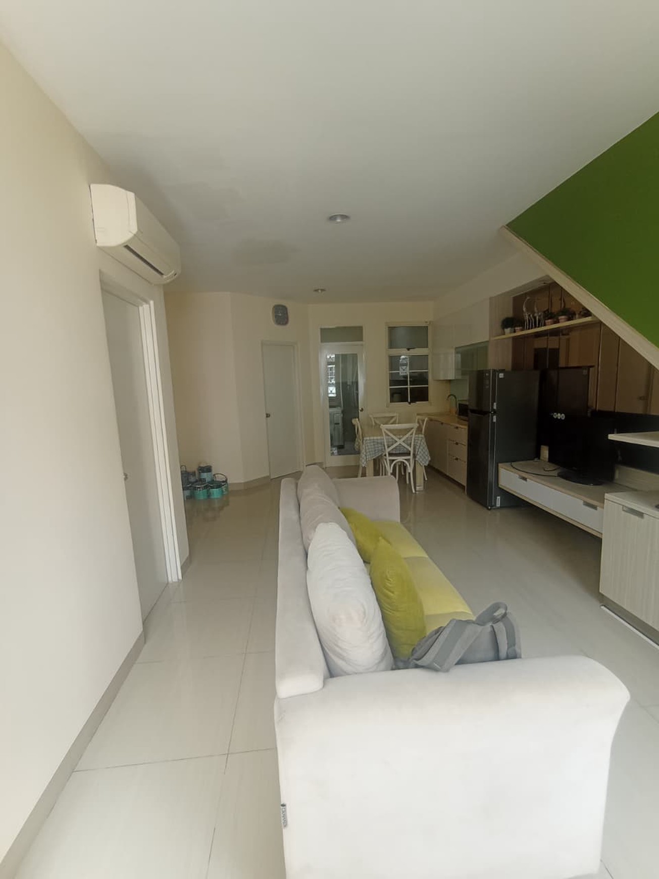 Disewakan Townhouse di Taman Paris 1 - Lippo Karawaci Utara Tangerang