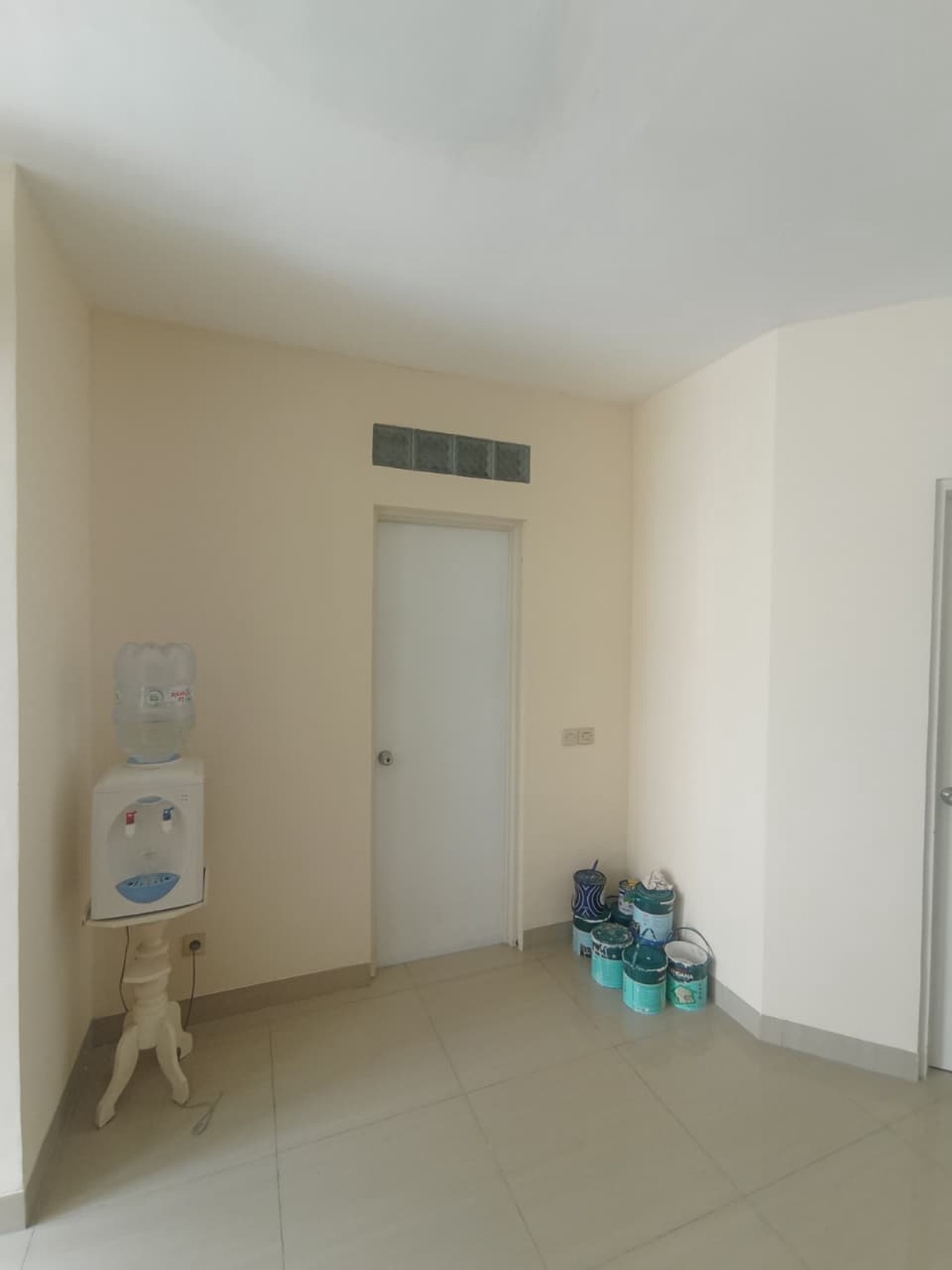 Disewakan Townhouse di Taman Paris 1 - Lippo Karawaci Utara Tangerang