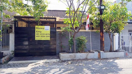 Rumah di Sutorejo Tengah Surabaya Timur, bisa untuk rumah tinggal / kantor, Siap Huni, Sewa min 2 tahun