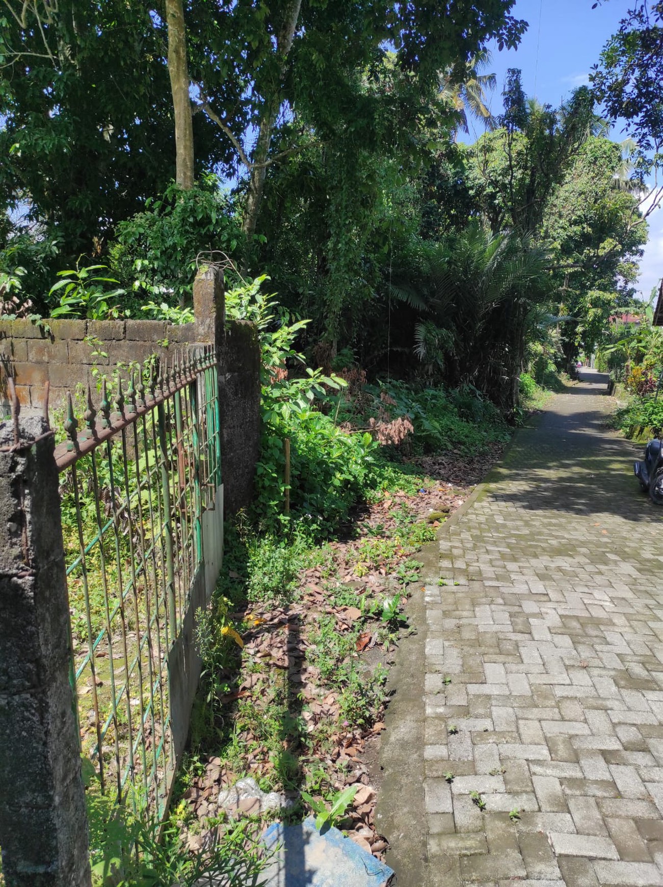 Tanah Luas 917 Meter Persegi Lokasi Startegis Dekat RS Grasia Pakem Sleman 