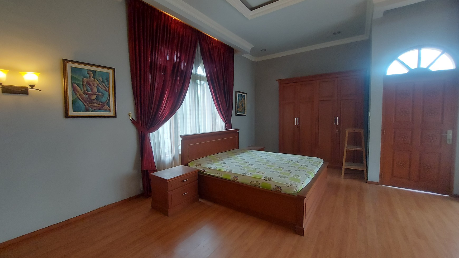 Rumah 2 Lantai LT. 3.400 m di Daerah Tajur Halang Bogor dengan Pemandangan Asri