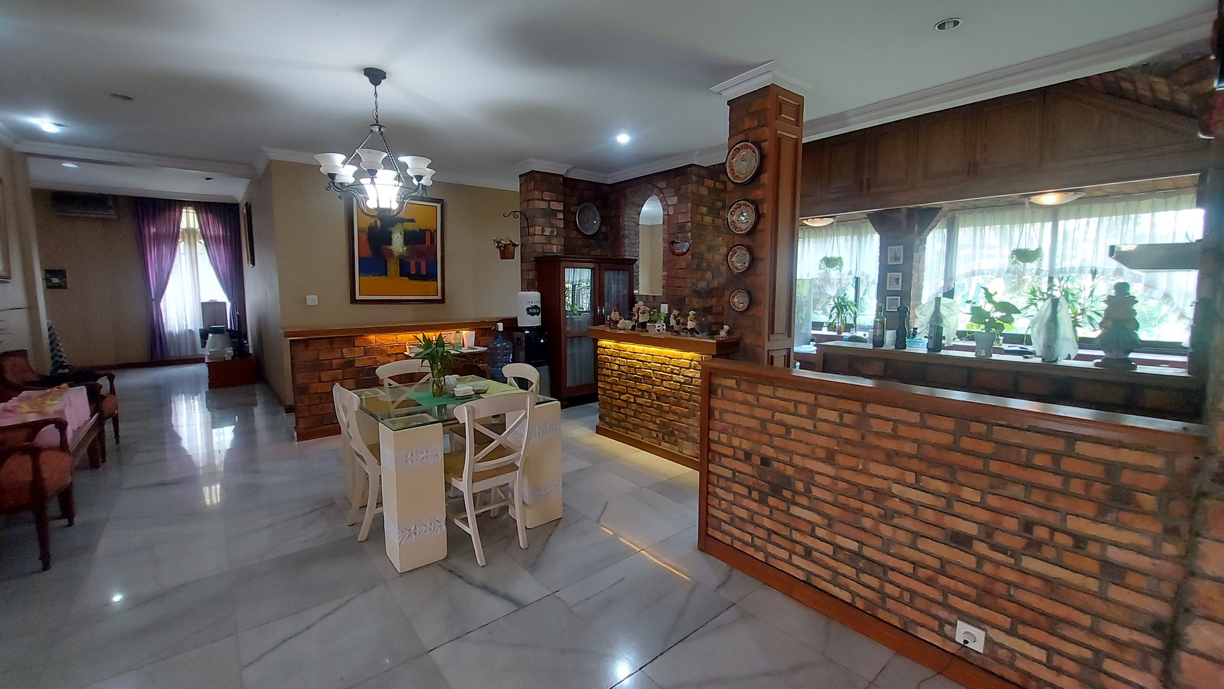 Rumah 2 Lantai LT. 3.400 m di Daerah Tajur Halang Bogor dengan Pemandangan Asri