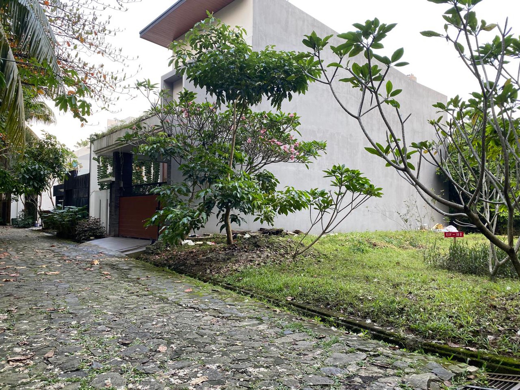 Kavling Siap Bangun di The Riverville Lebak Bulus Plus Desain Rumah Free