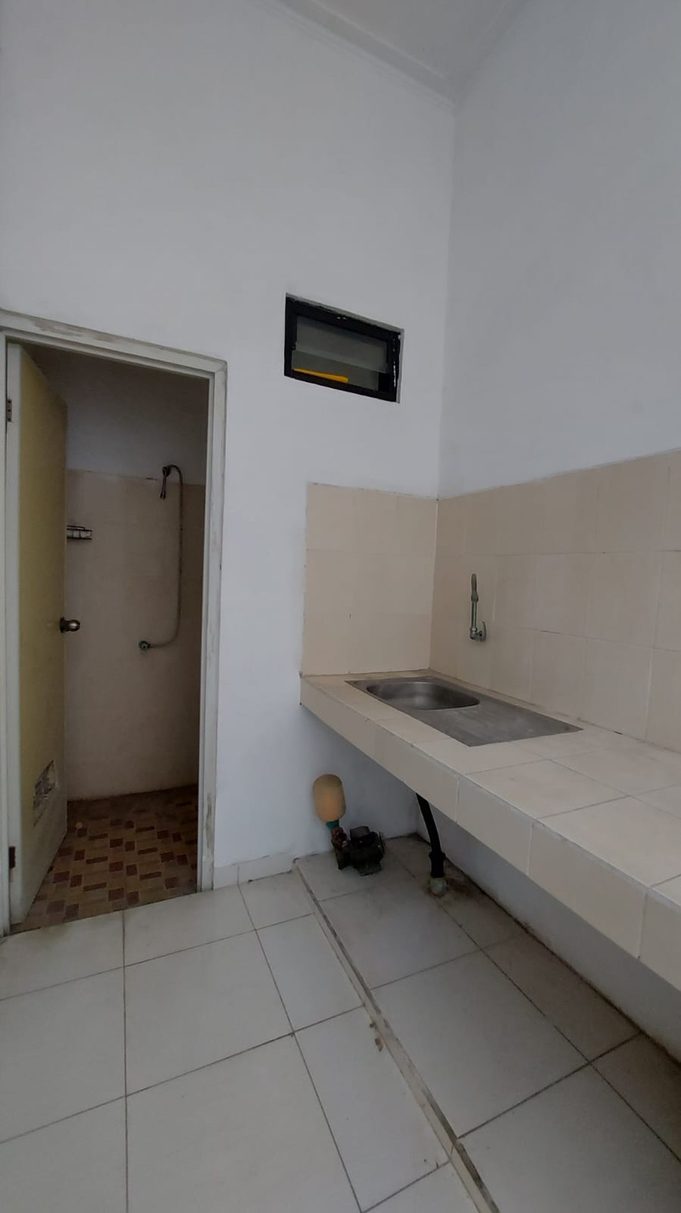 Rumah Dijual di Gading Indah - Lokasi Strategis Harga Terbaik