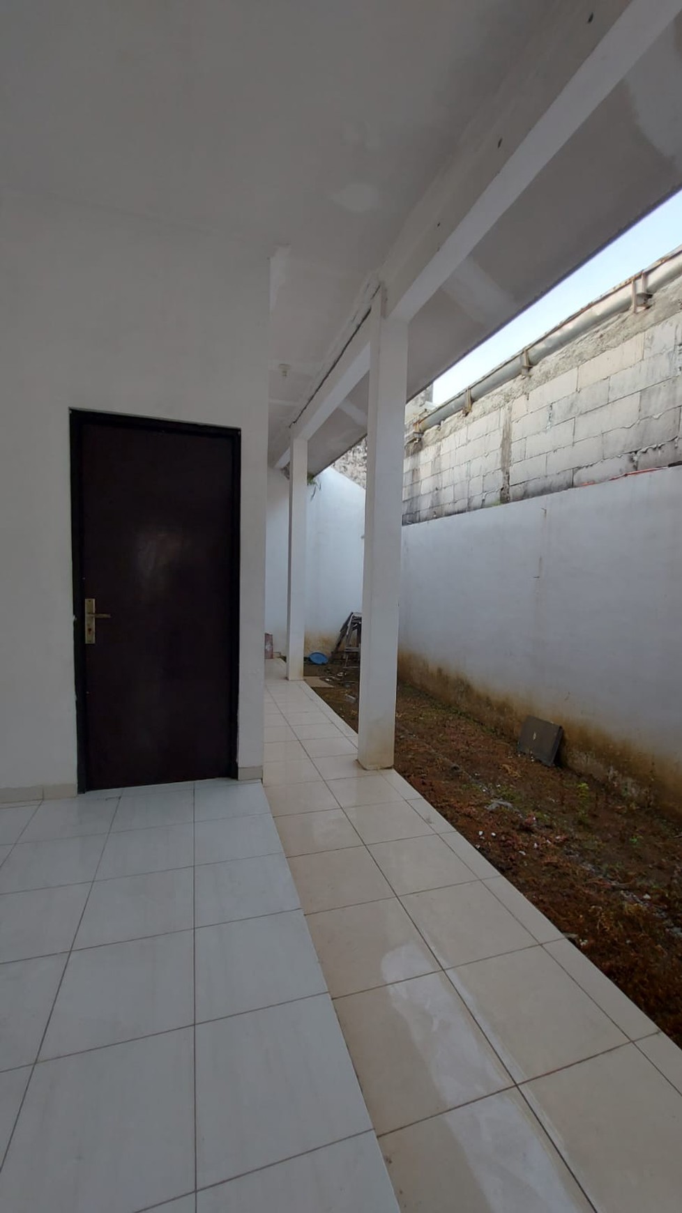Rumah Dijual di Gading Indah - Lokasi Strategis Harga Terbaik