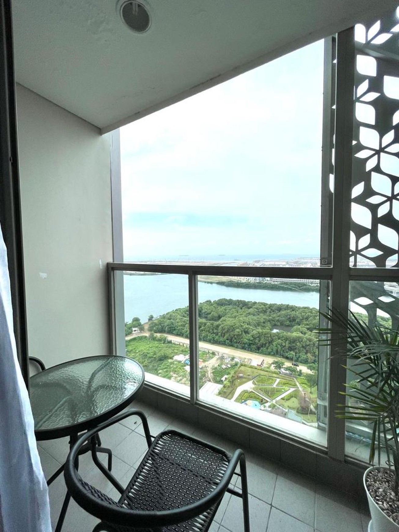 Dijual Apartemen Gold Coast Tower Honolulu - Pantai Indah Kapuk, Jakarta Utara