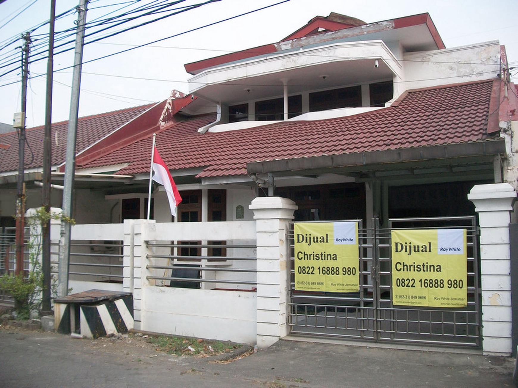 Rumah di Kutisari Indah Utara Surabaya Selatan, 2 Lantai, Bagus + Terawat, Row Jalan Lebar, SHM, Hadap Utara - CT -