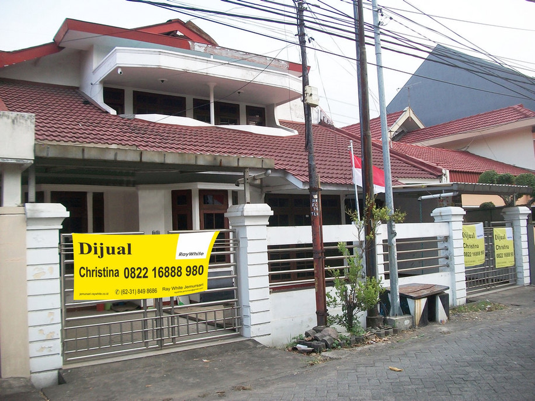 Rumah di Kutisari Indah Utara Surabaya Selatan, 2 Lantai, Bagus + Terawat, Row Jalan Lebar, SHM, Hadap Utara - CT -