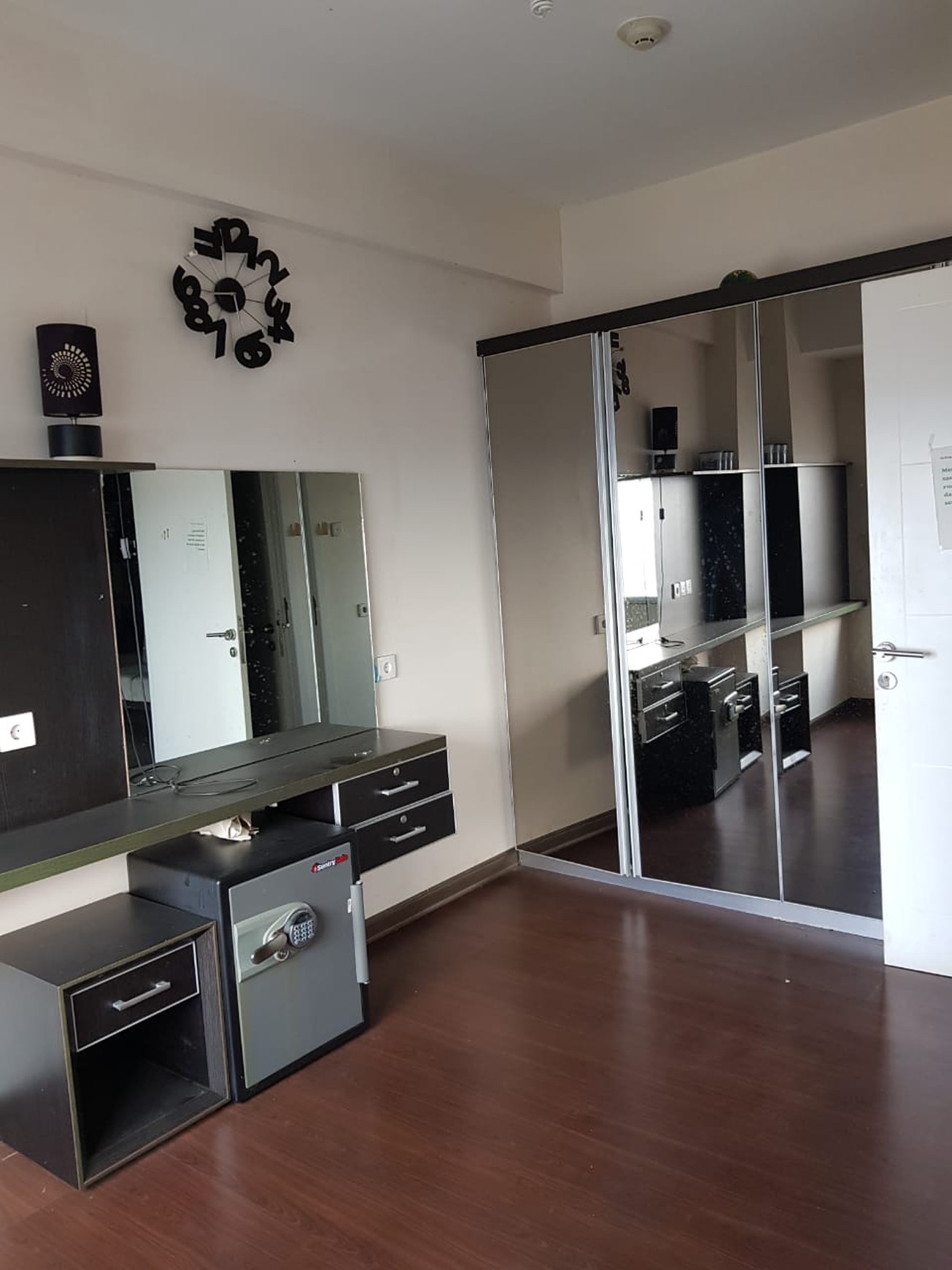 Dijual Apartemen Green Bay Pluit - 2BR, 42 m, Lantai Tinggi, Full Furnished