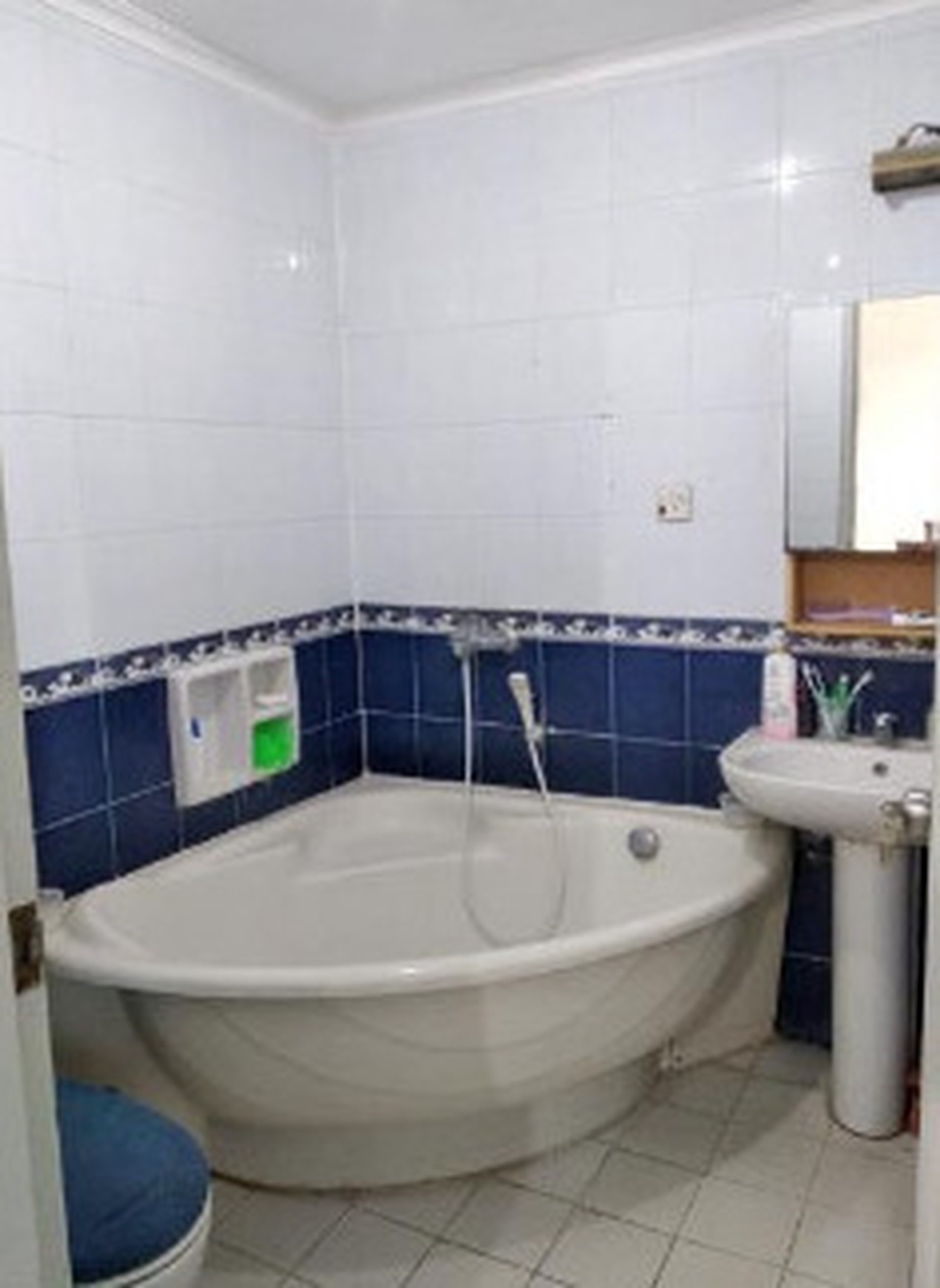 Dijual Apartemen 1BR di Gatot Subroto