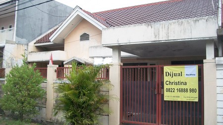 Rumah di Kutisari Indah Utara Surabaya Selatan, Bagus + Terawat, Row Jalan Lebar, Siap Huni - CT -