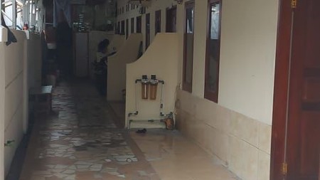 Rumah Bagus Di Jl Mawar Pondok Ranji Tangerang Selatan