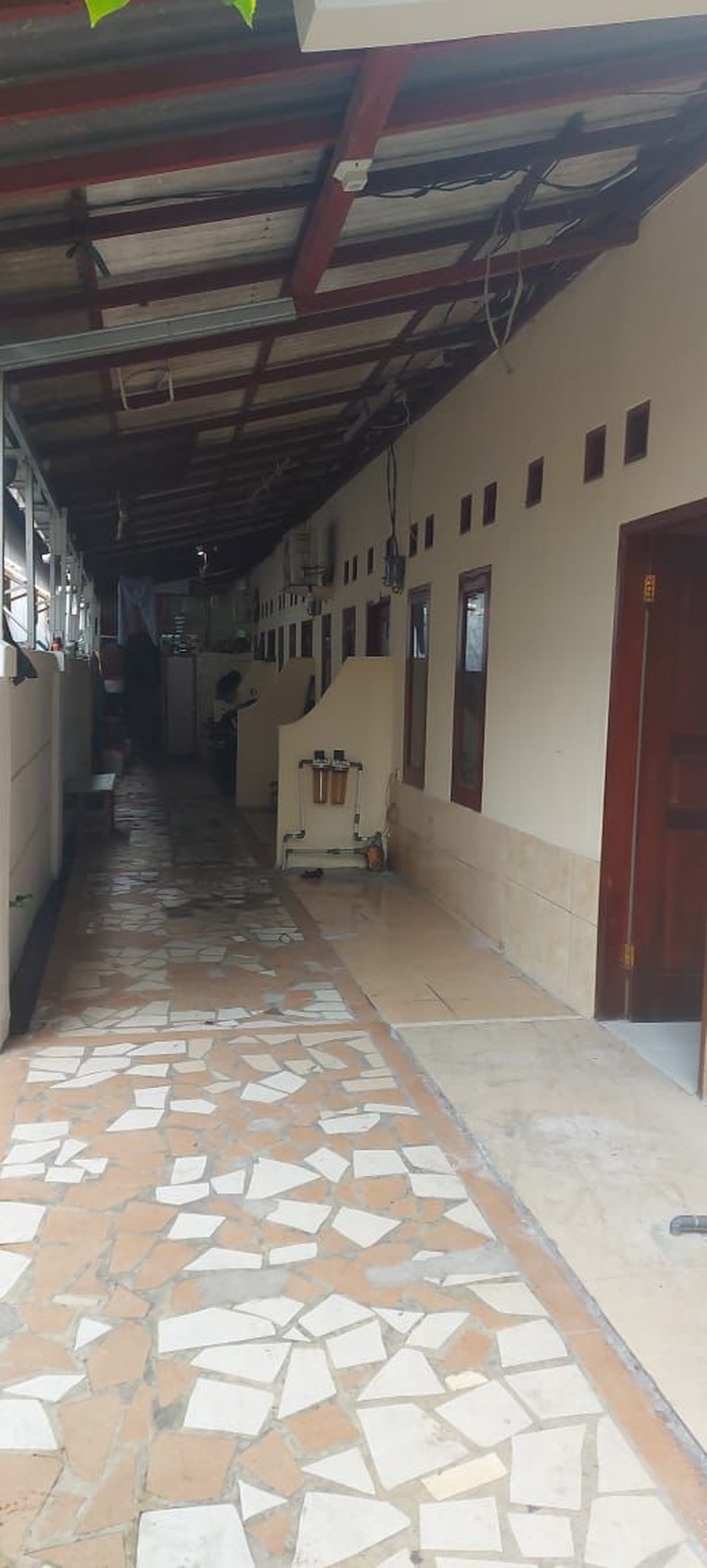 Rumah Bagus Di Jl Mawar Pondok Ranji Tangerang Selatan