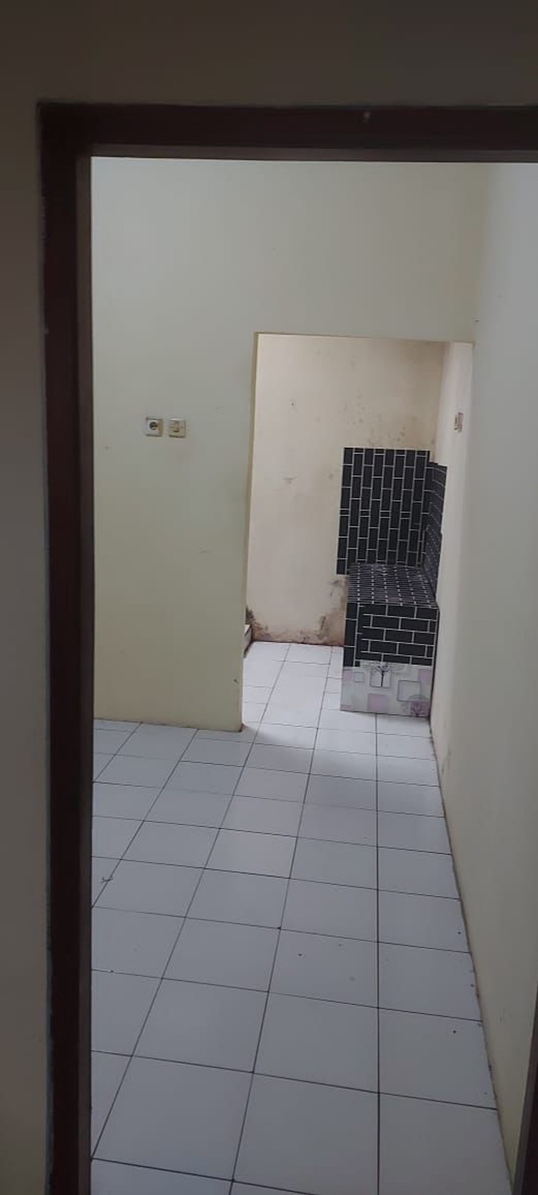 Rumah Bagus Di Jl Mawar Pondok Ranji Tangerang Selatan