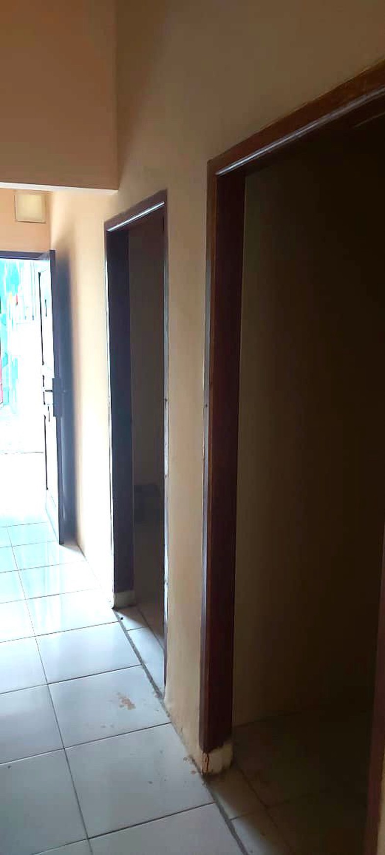Rumah Bagus Di Jl Mawar Pondok Ranji Tangerang Selatan