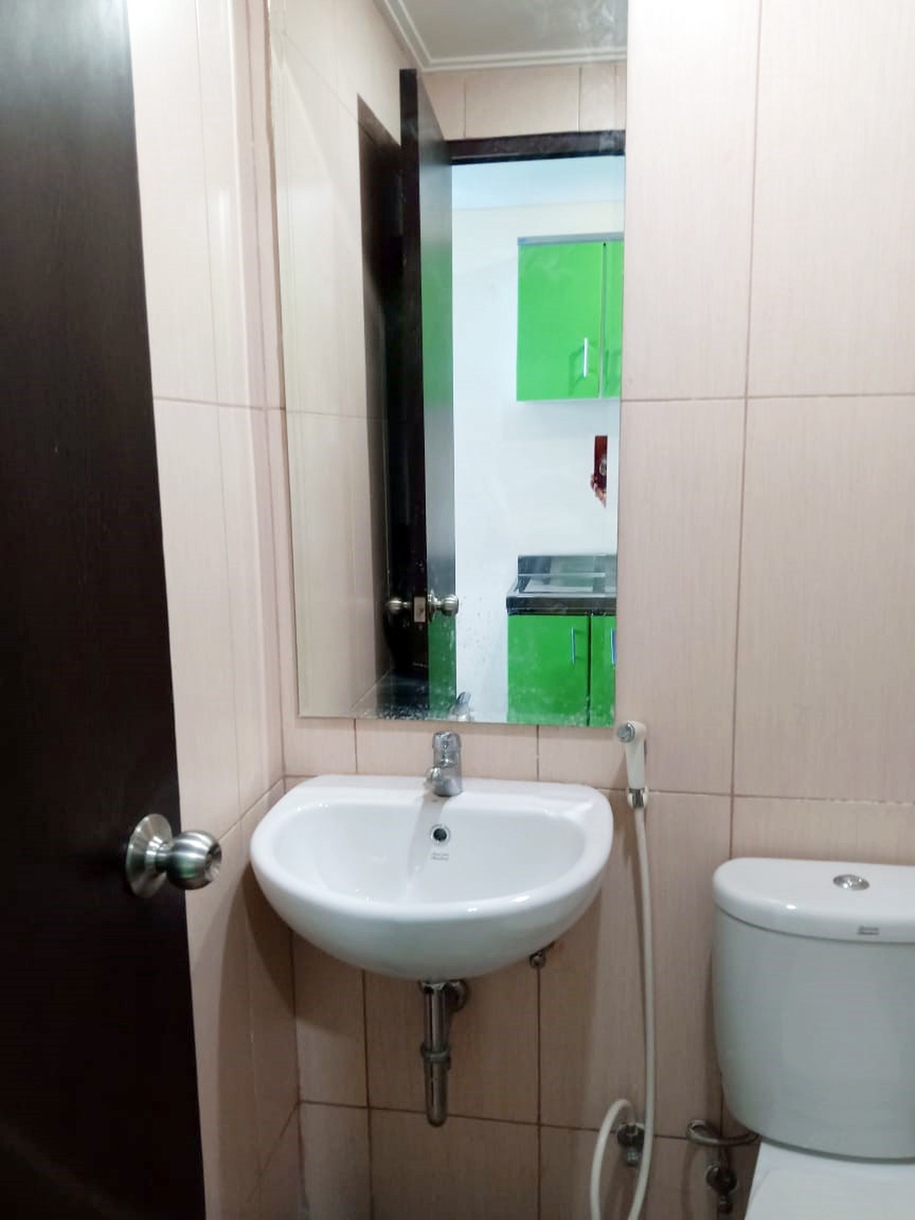 Apartemen De papilio Surabaya Selatan, Lantai 38, Type Studio, View Jembatan Suramadu ( the best view ), Full Furnished - WS -