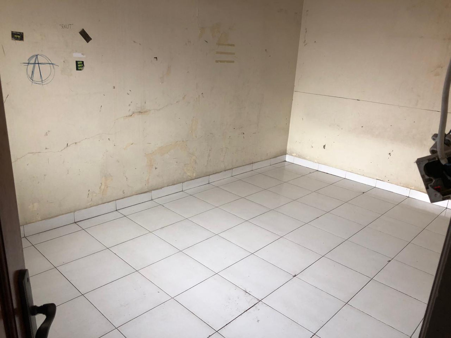 Rumah Bagus Di Villa Serpong Tangerang Selatan