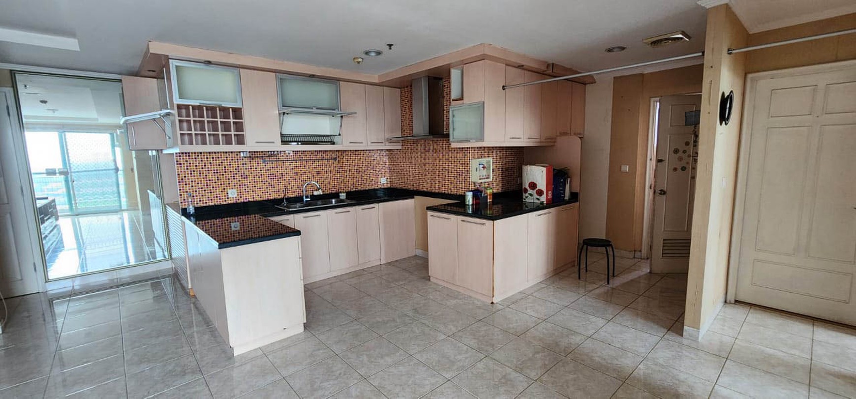 Apartemen French Walk Twr Lyon Garden, Kelapa Gading