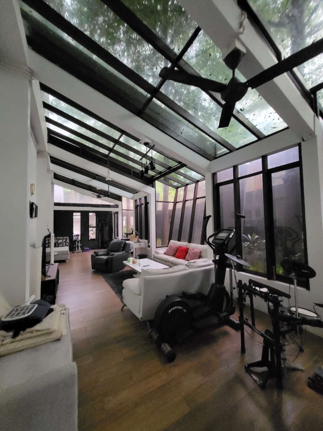 Rumah Bagus Di River Valley Residence, Jl River Valley Lebak Bulus
