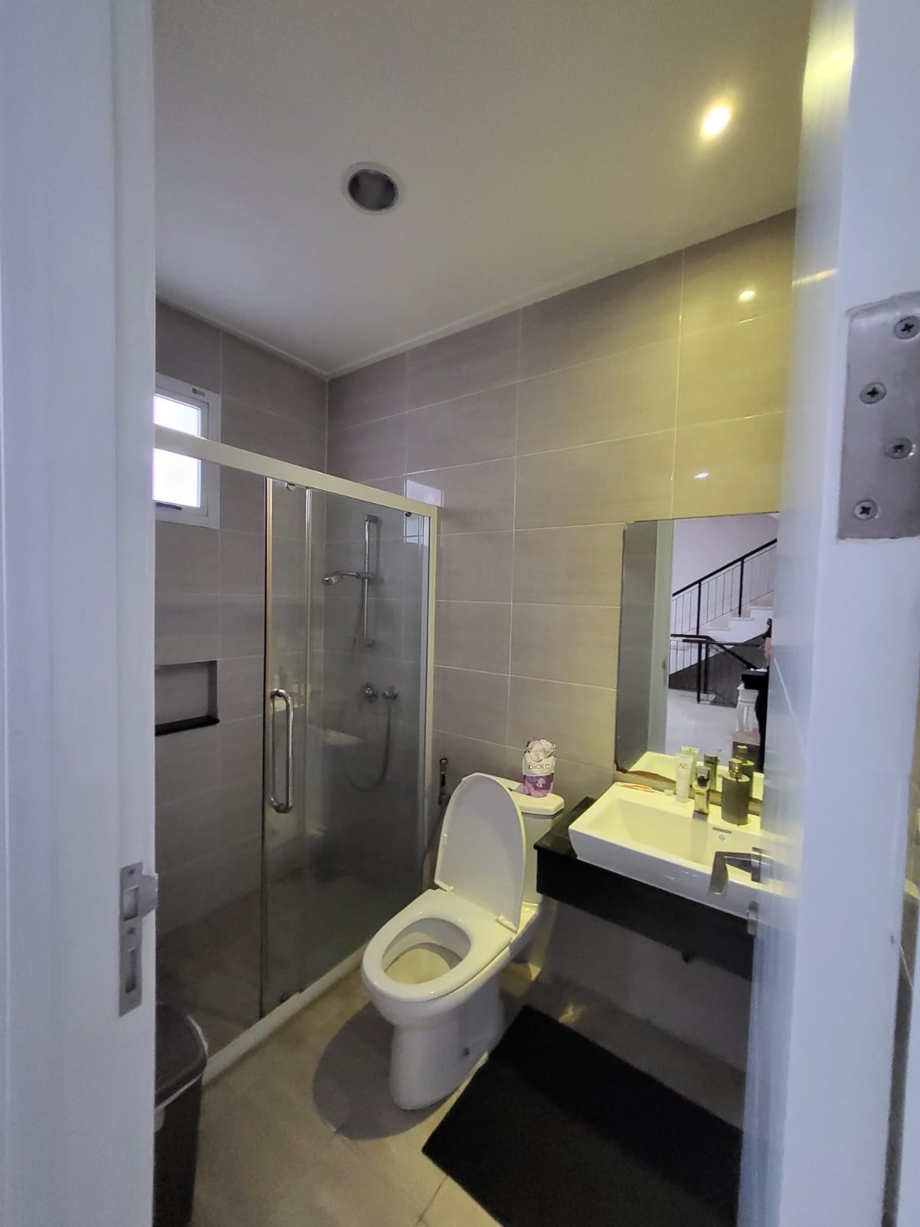 Rumah Bagus Di River Valley Residence, Jl River Valley Lebak Bulus