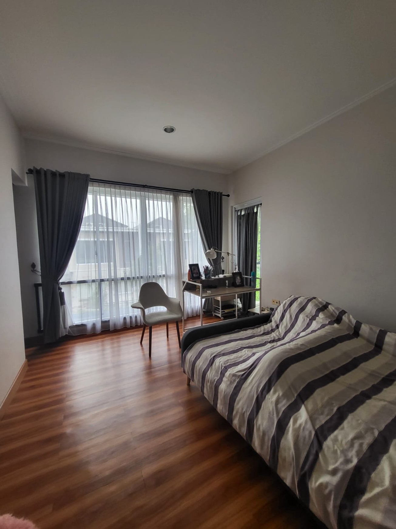 Rumah Bagus Di River Valley Residence, Jl River Valley Lebak Bulus