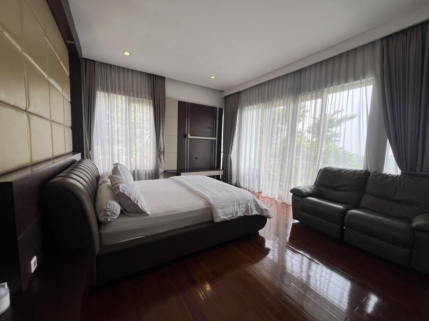 Dijual Rumah Villa Siap Pakai di Resor Dago Pakar