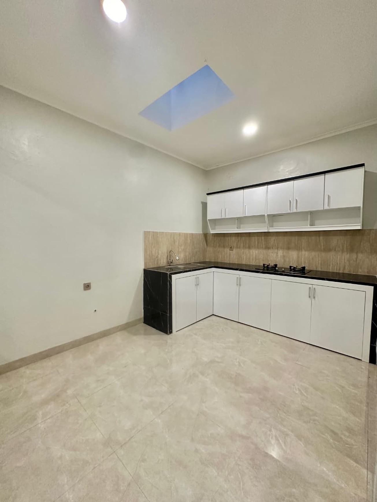 Rumah Bagus Di Accola Park Serpong Tangerang Selatan