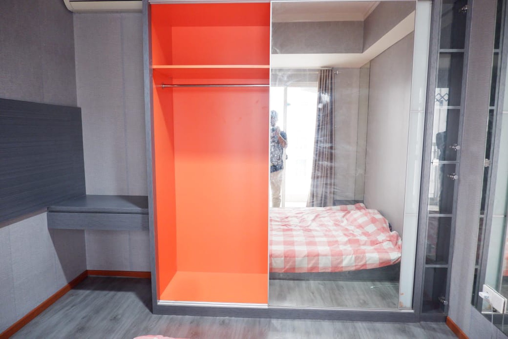  Apartemen Royal Mediterania Garden