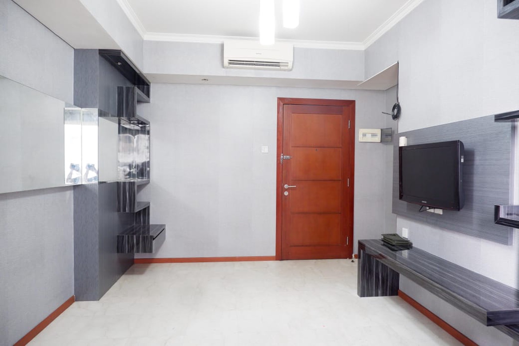  Apartemen Royal Mediterania Garden