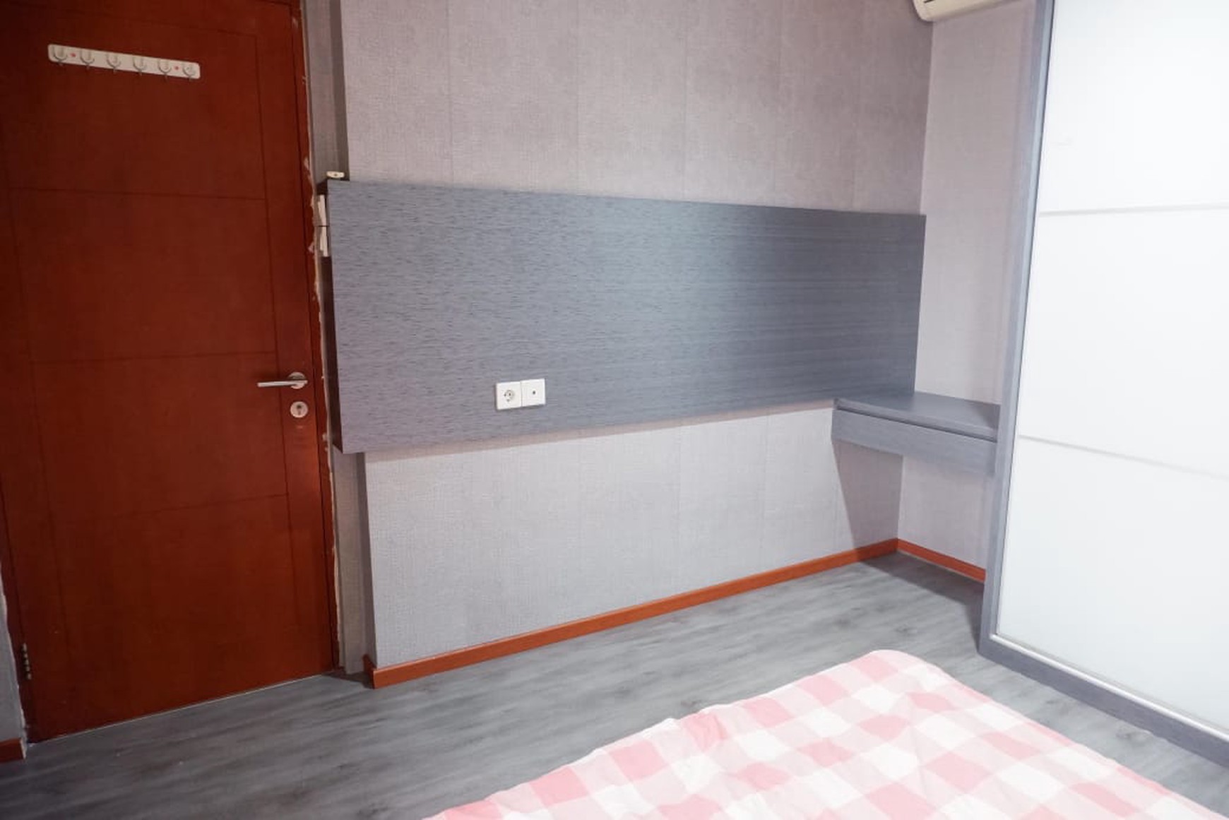 Apartemen Royal Mediterania Garden