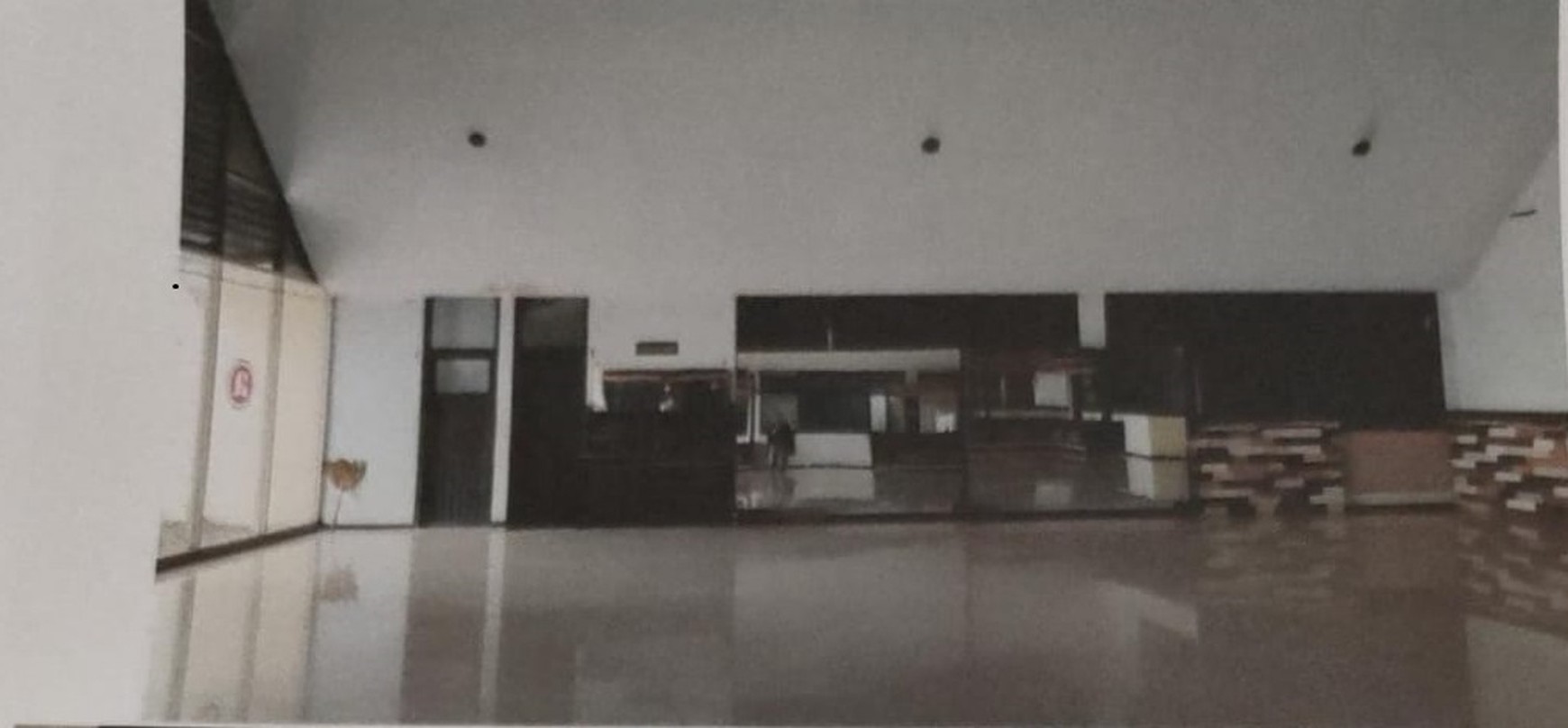 Gedung di Mainroad jl Babakan Majalaya Bandung