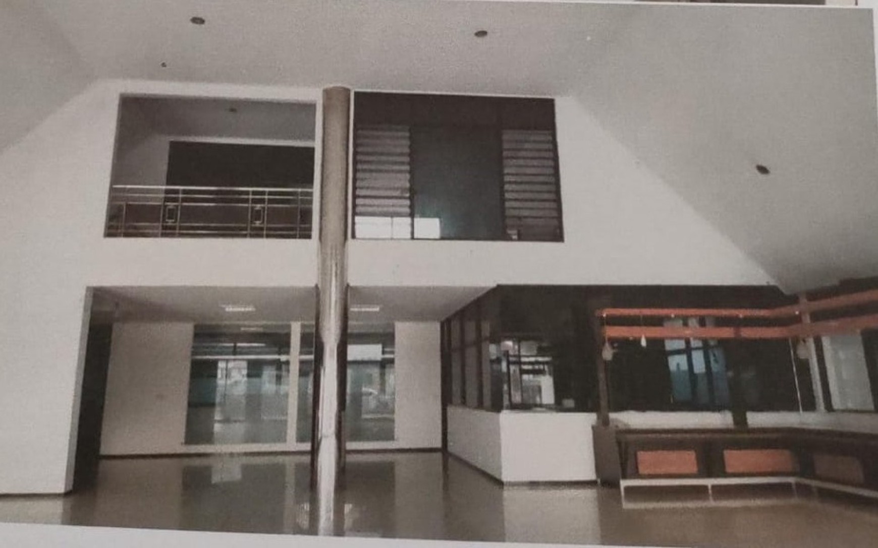 Gedung di Mainroad jl Babakan Majalaya Bandung