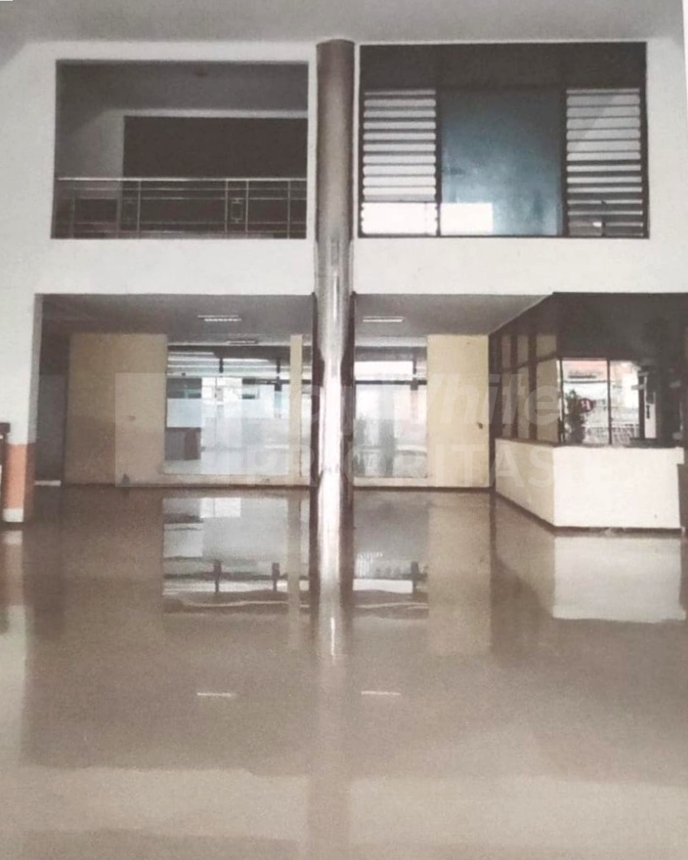 Gedung di Mainroad jl Babakan Majalaya Bandung