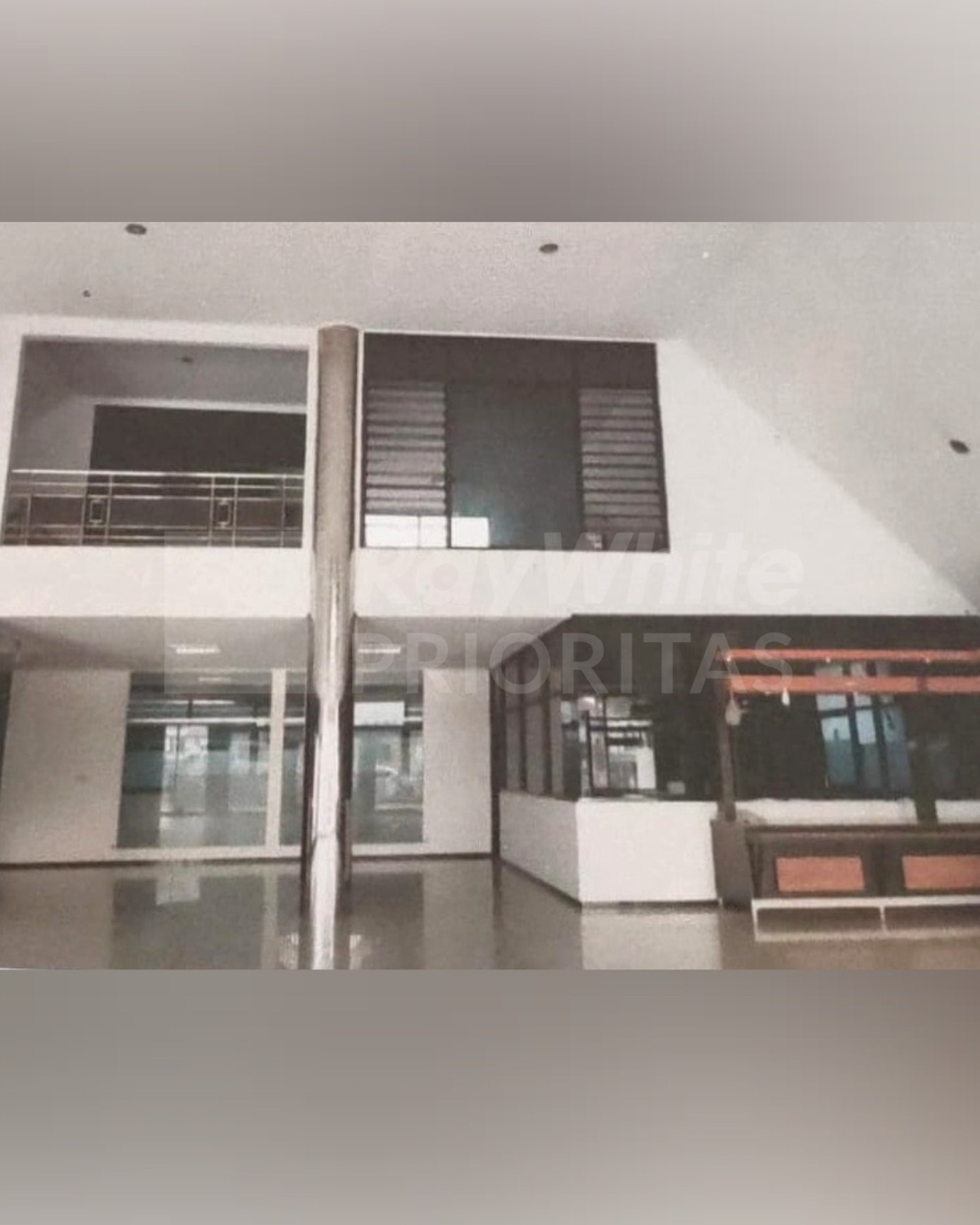 Gedung di Mainroad jl Babakan Majalaya Bandung