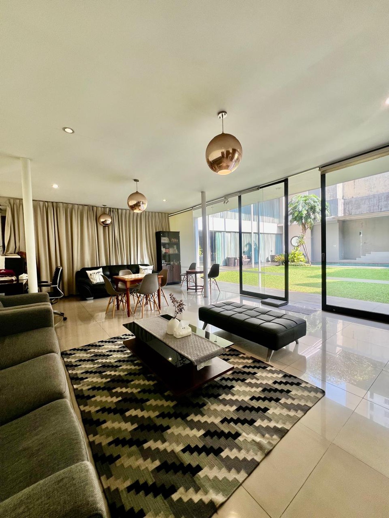Dijual Rumah Di Kebayoran Baru, Jakarta Selatan