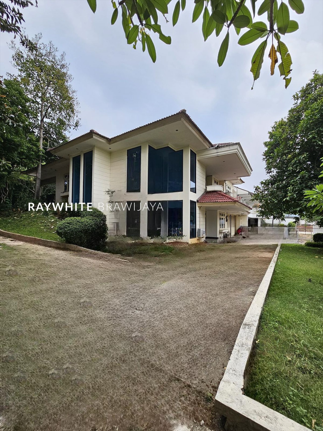 Rumah Siap Huni Lingkungan Tenang Area Puri Sakti Cipete Selatan