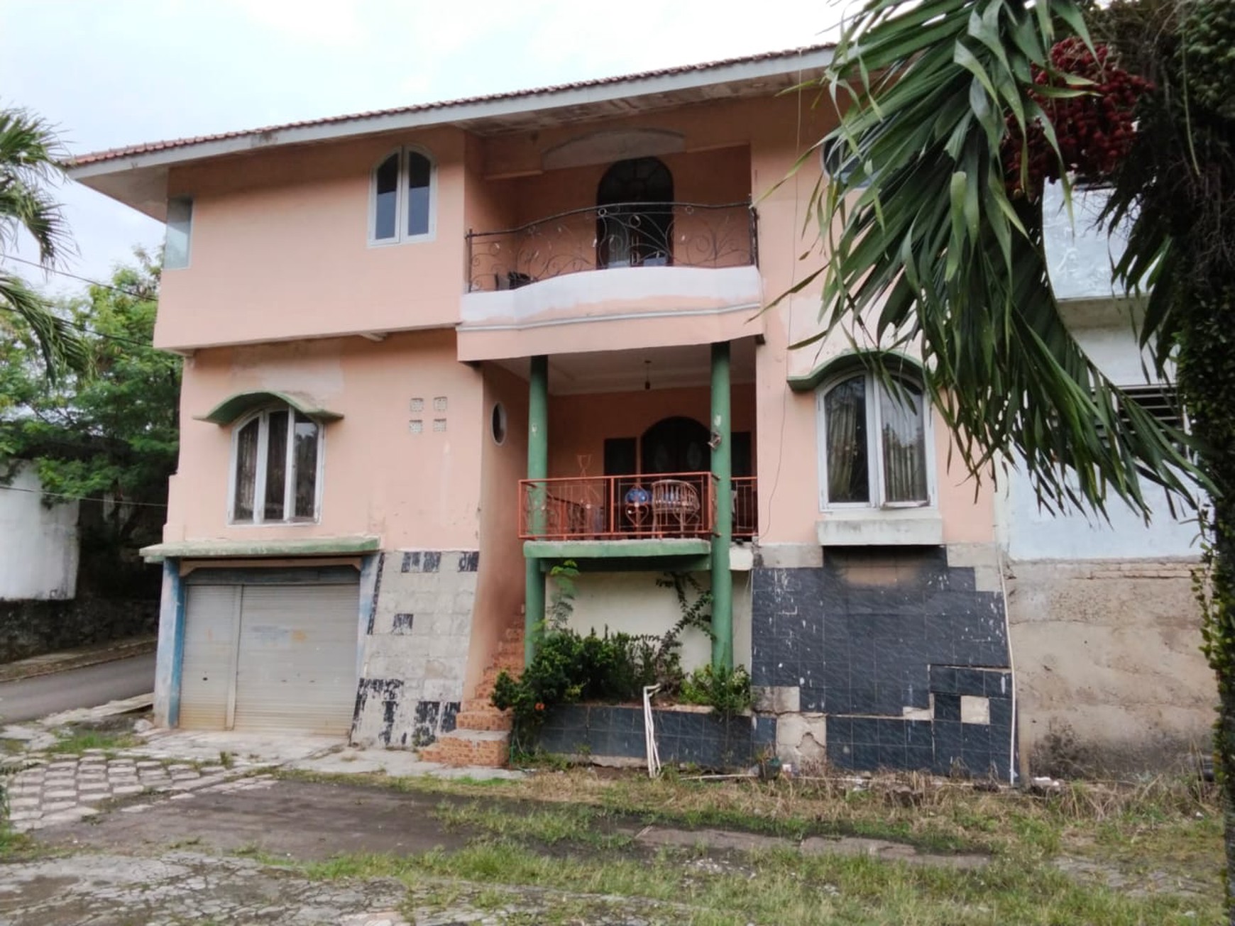 Rumah 2 Lantai di Pondok Cabe Lokasi Strategis Akses Mudah ke Pintu Tol