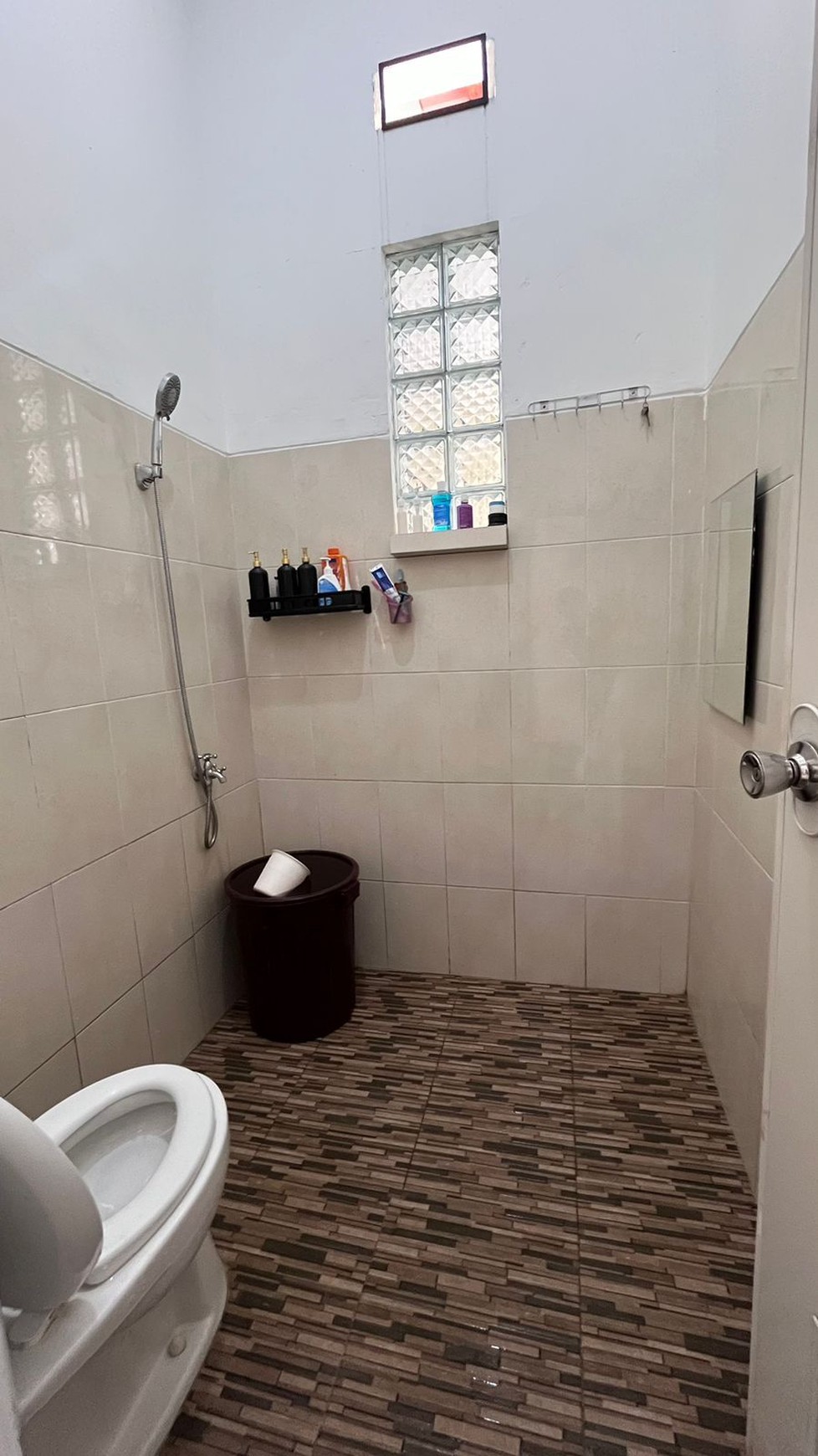 Rumah 1 Lantai Siap Huni di Sawangan, Depok - Lokasi Strategis Harga Terjangkau