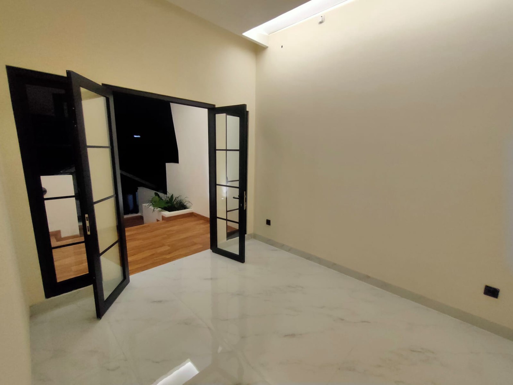 Rumah di Graha Bintaro 2 Lantai Siap Huni dengan KT 3+1 KM 3+1 @Ciputat