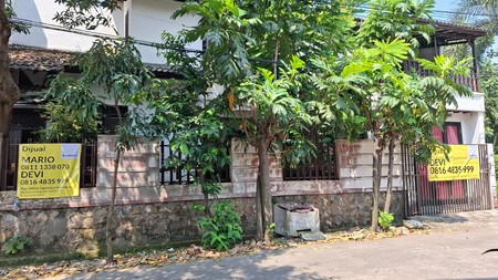 Rumah 2.5 Lantai dengan Lokasi Strategis