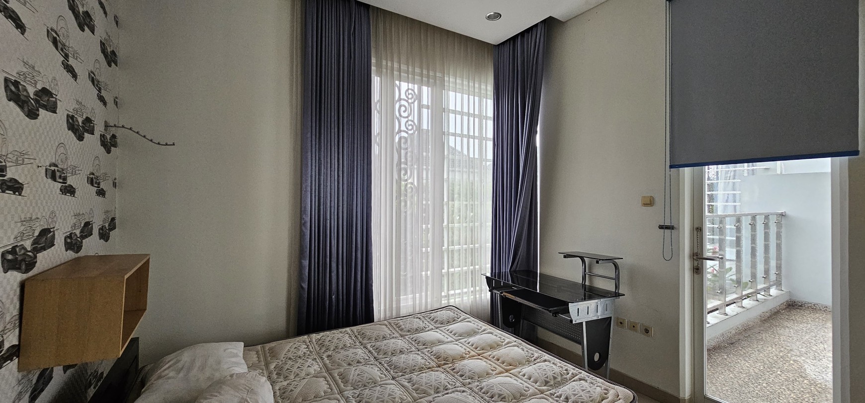 Rumah Dalam Perum Lokasi Dekat Transmart Maguwoharjo Depok Sleman