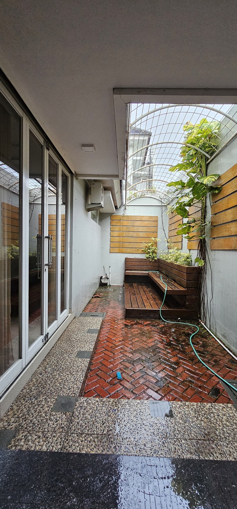 Rumah Dalam Perum Lokasi Dekat Transmart Maguwoharjo Depok Sleman