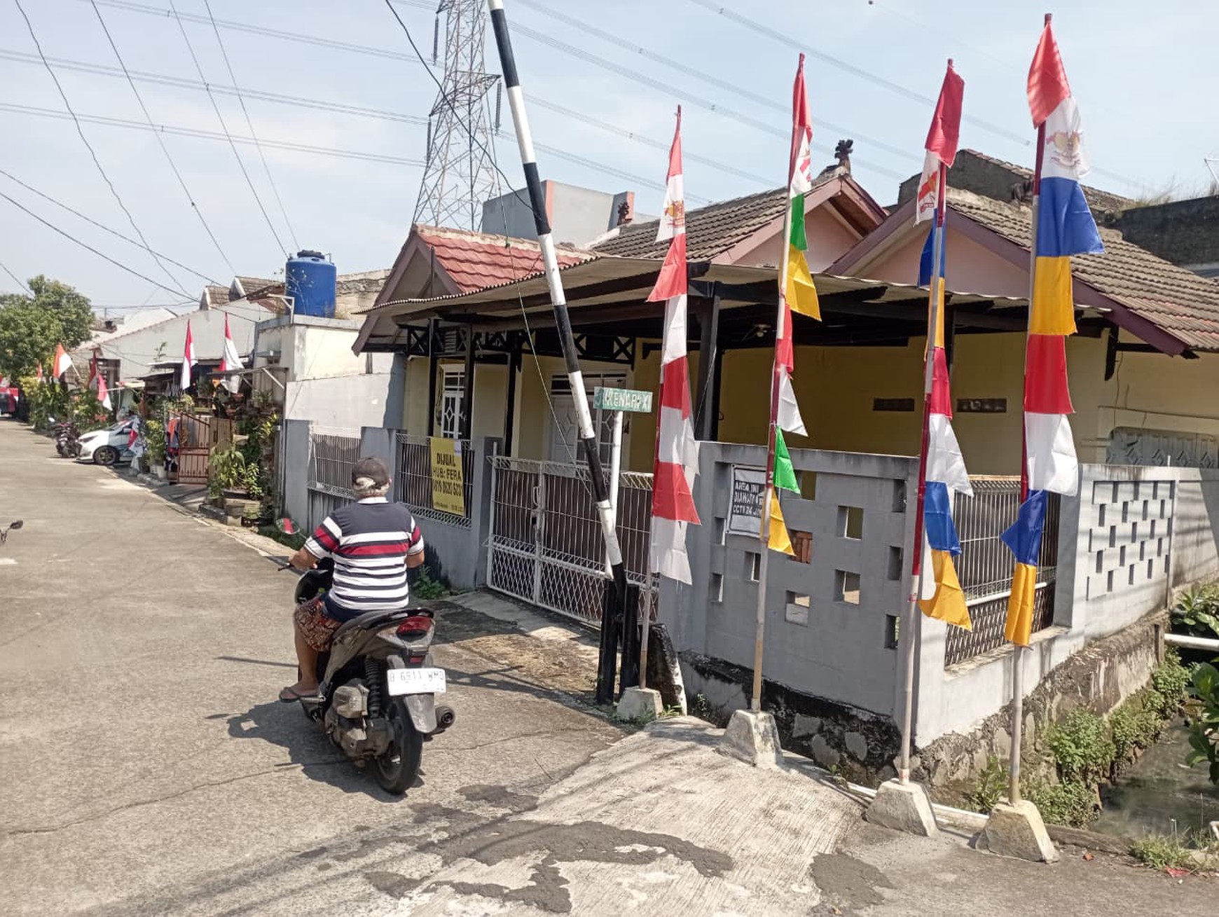 Dijual Rumah Di Reni Jaya AE8/16 ,Jl. Kenari , Pamulang Barat